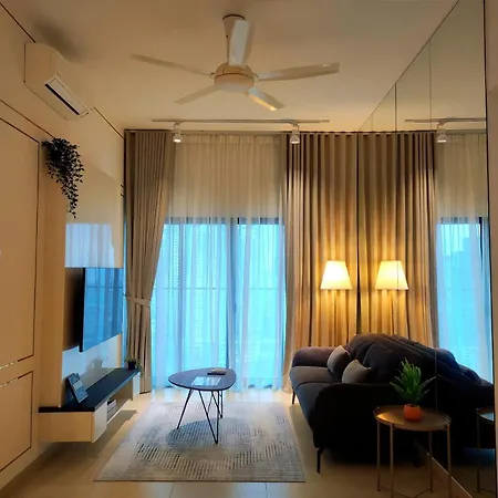 Reizz Residence By Leo Suites Kuala Lumpur Exterior photo