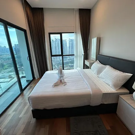 Reizz Residence By Leo Suites Kuala Lumpur Exterior photo